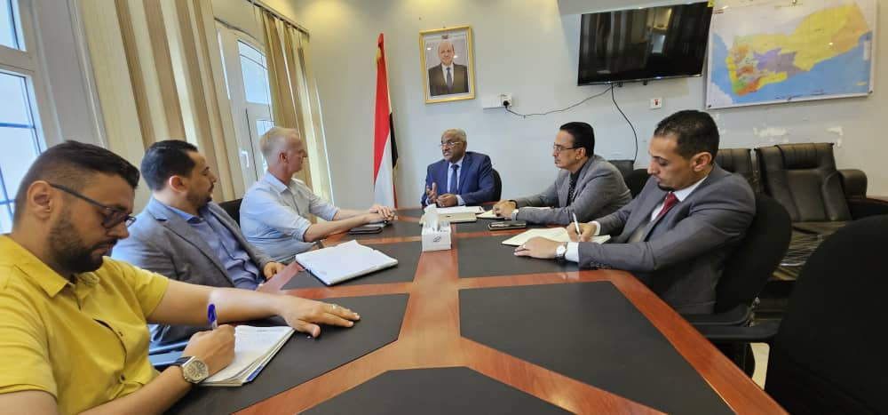 وزير الإدارة المحلية يبحث مع البرنامج الإنمائي دعم مسار التنمية والتمكين الاقتصادي