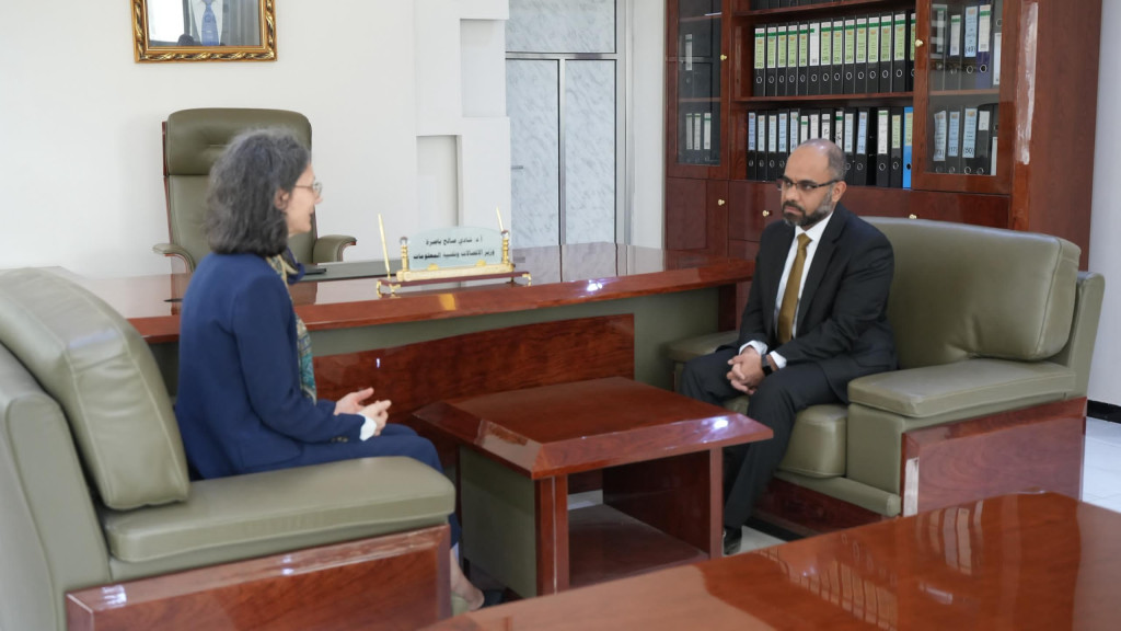 وزير الاتصالات يبحث مع سفيرة فرنسا دعم تطوير قطاع الاتصالات والبناء المؤسسي