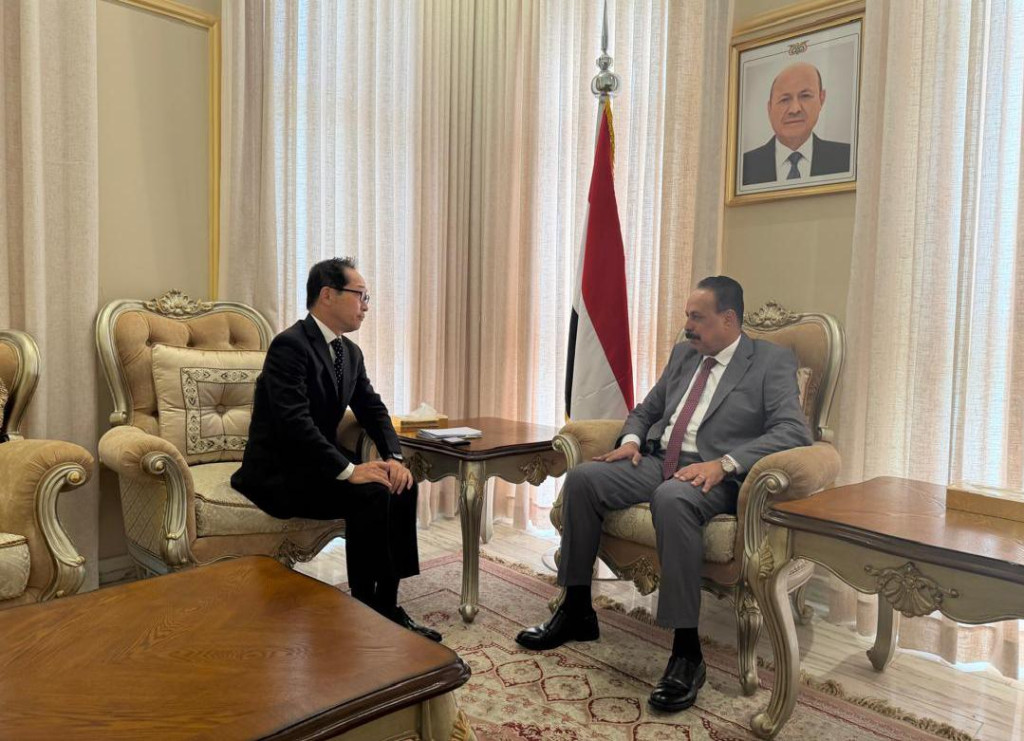 وزير الأشغال يبحث مع السفير الياباني دعم مشاريع الطرق