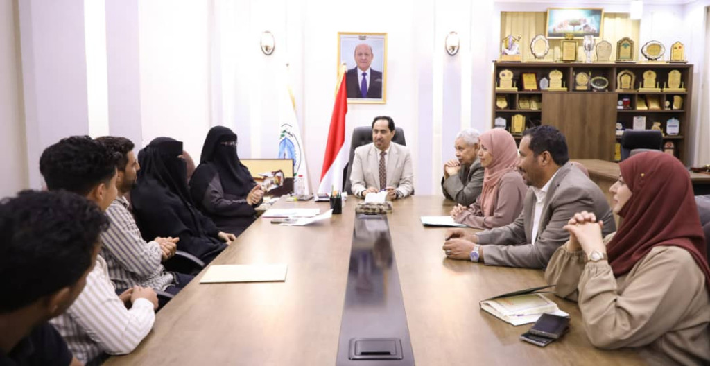 البكري يؤكد استعداد وزارة الشباب دعم برامج مؤسسة رموز التنموية للصم وذوي الاحتياجات الخاصة