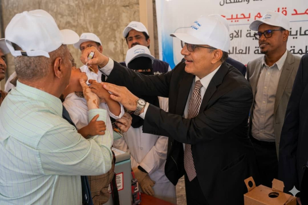 وزير الصحة يدشّن الجولة الأولى من النشاط الإيصالي التكاملي للتحصين بعدن