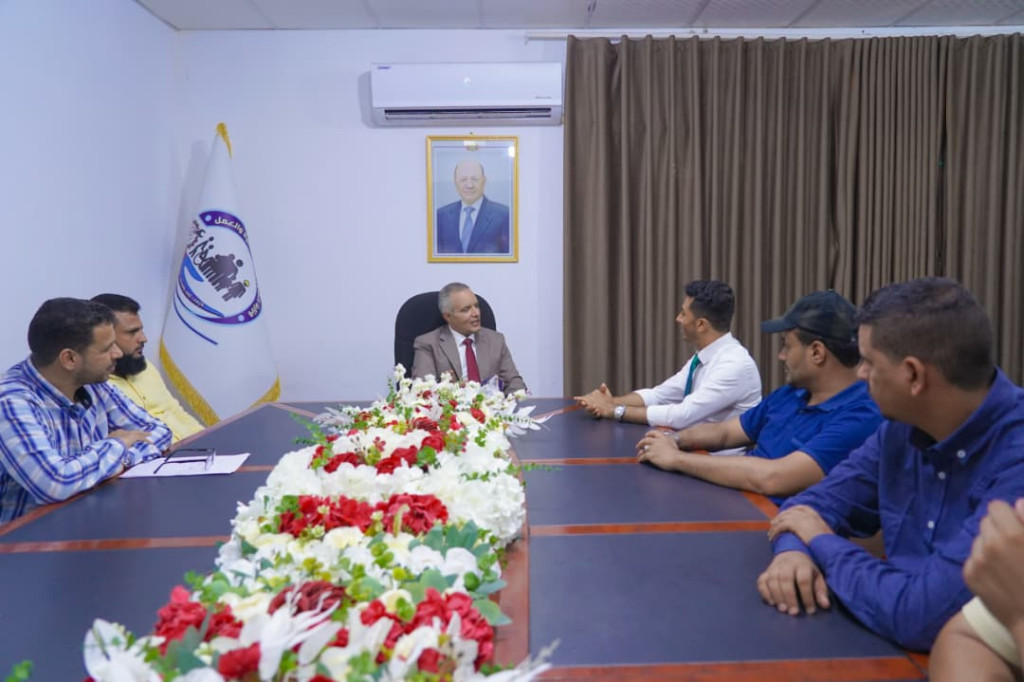 وزير الشؤون الاجتماعية يناقش مع شبكة النماء تنظيم العمل وتوجيهه نحو الأولويات الوطنية