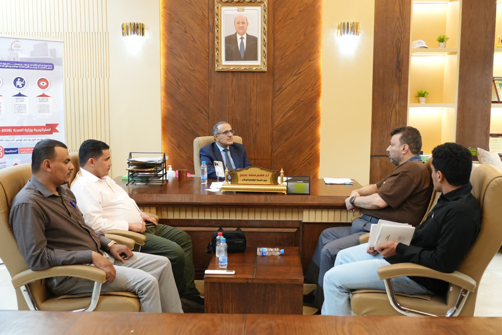 وزير الصحة يطّلع على مستوى الخدمات الصحية في مستشفى كرى العام بمأرب