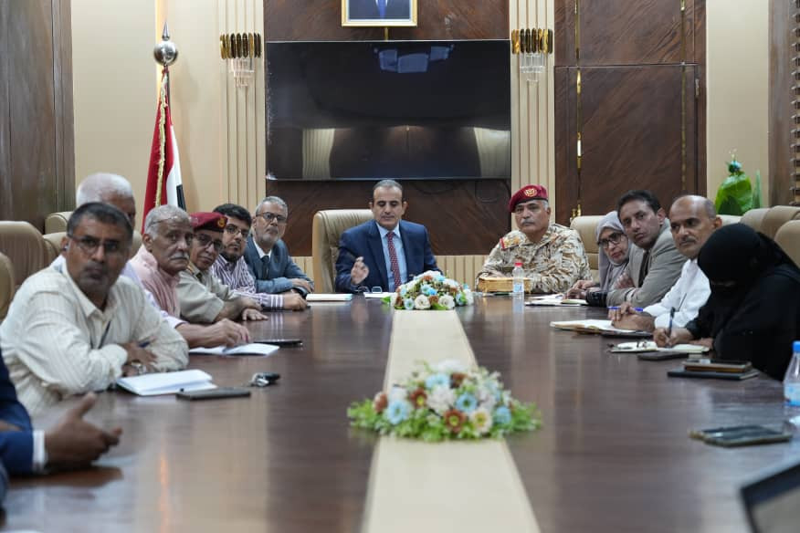 وزير الصحة يرأس اجتماع لجنة طوارئ غرفة العمليات الصحية المركزية