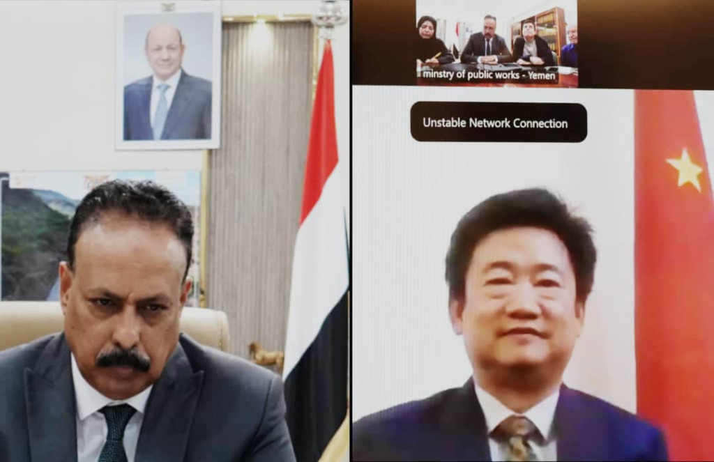 وزير الأشغال يبحث مع القائم بأعمال السفارة الصينية تعزيز التعاون التنموي